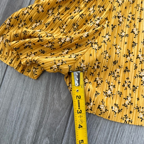ASOS|Mustard Yellow Ditsy Floral Spaghetti Strap flowy romper•••NWT Size 6 - Picture 11 of 12